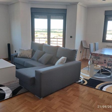 Vut El Negrillo 15 Apartment Astorga Exterior photo